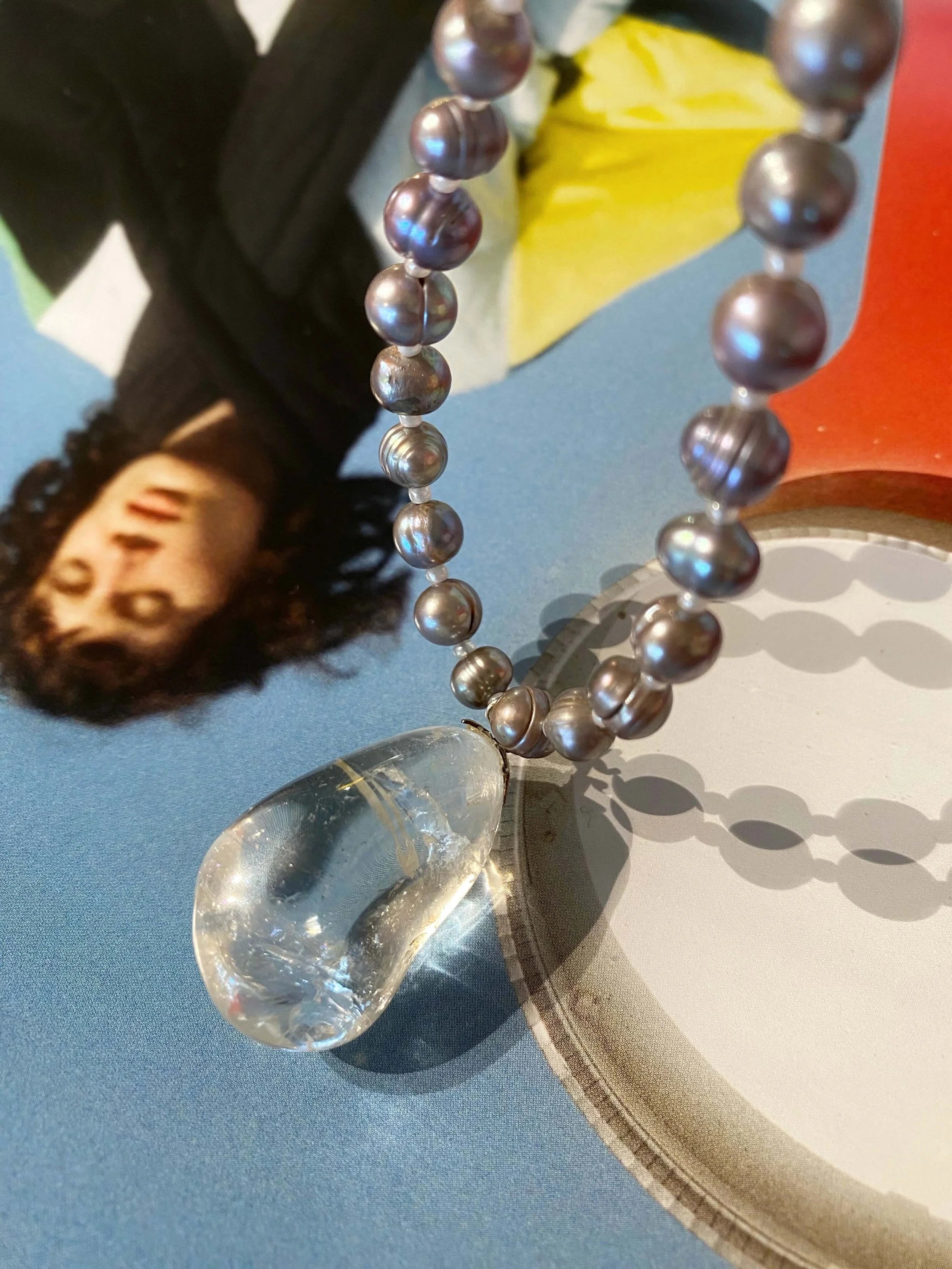 Dark Pearls meet Bergkristall